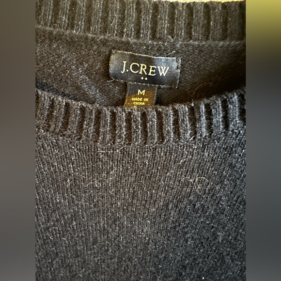 NEVER WORN NWOT JCrew Crewneck Sweater - Picture 2 of 3